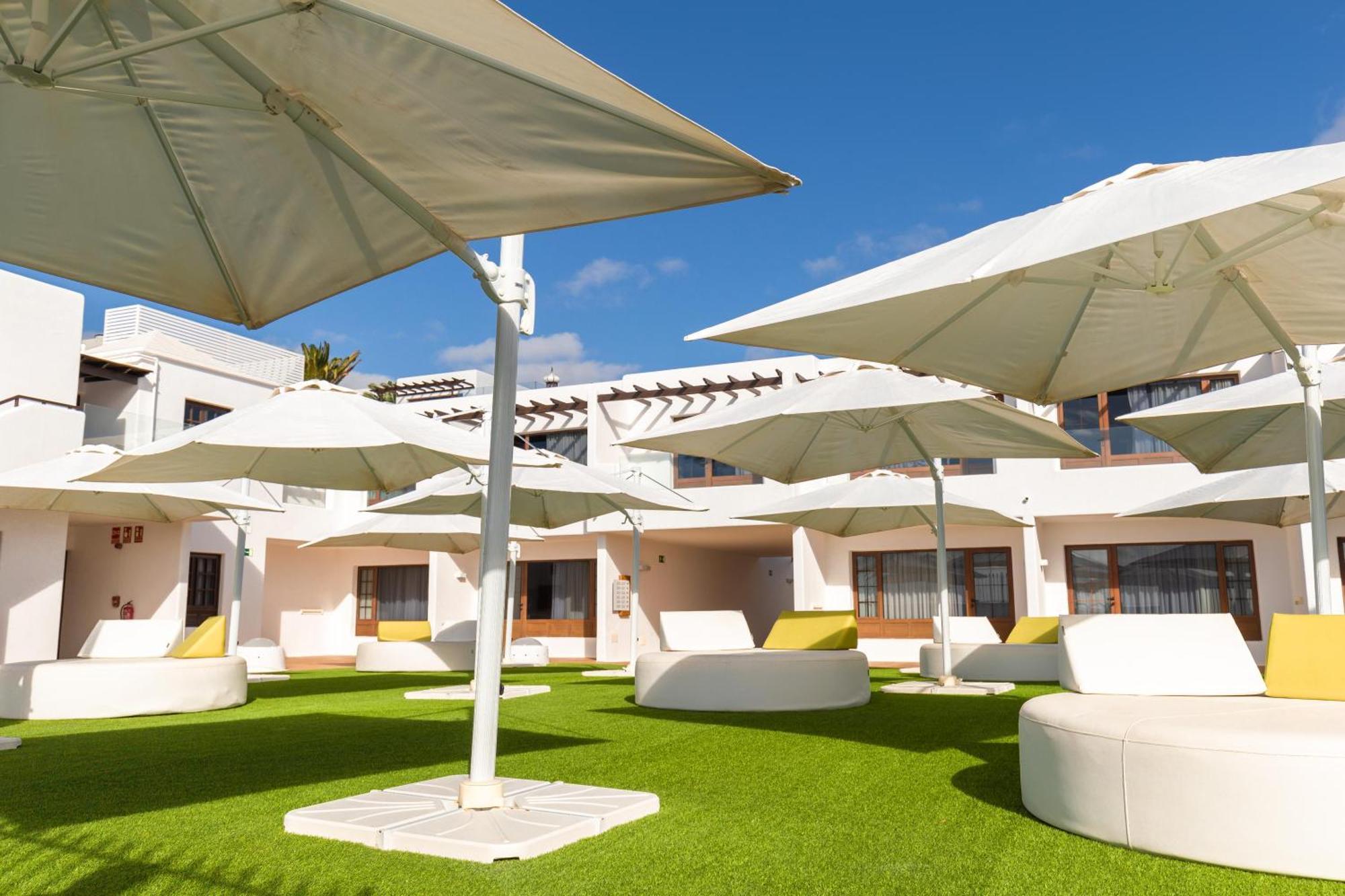 R2 Bahia Kontiki Aparthotel Puerto del Carmen  Exterior photo