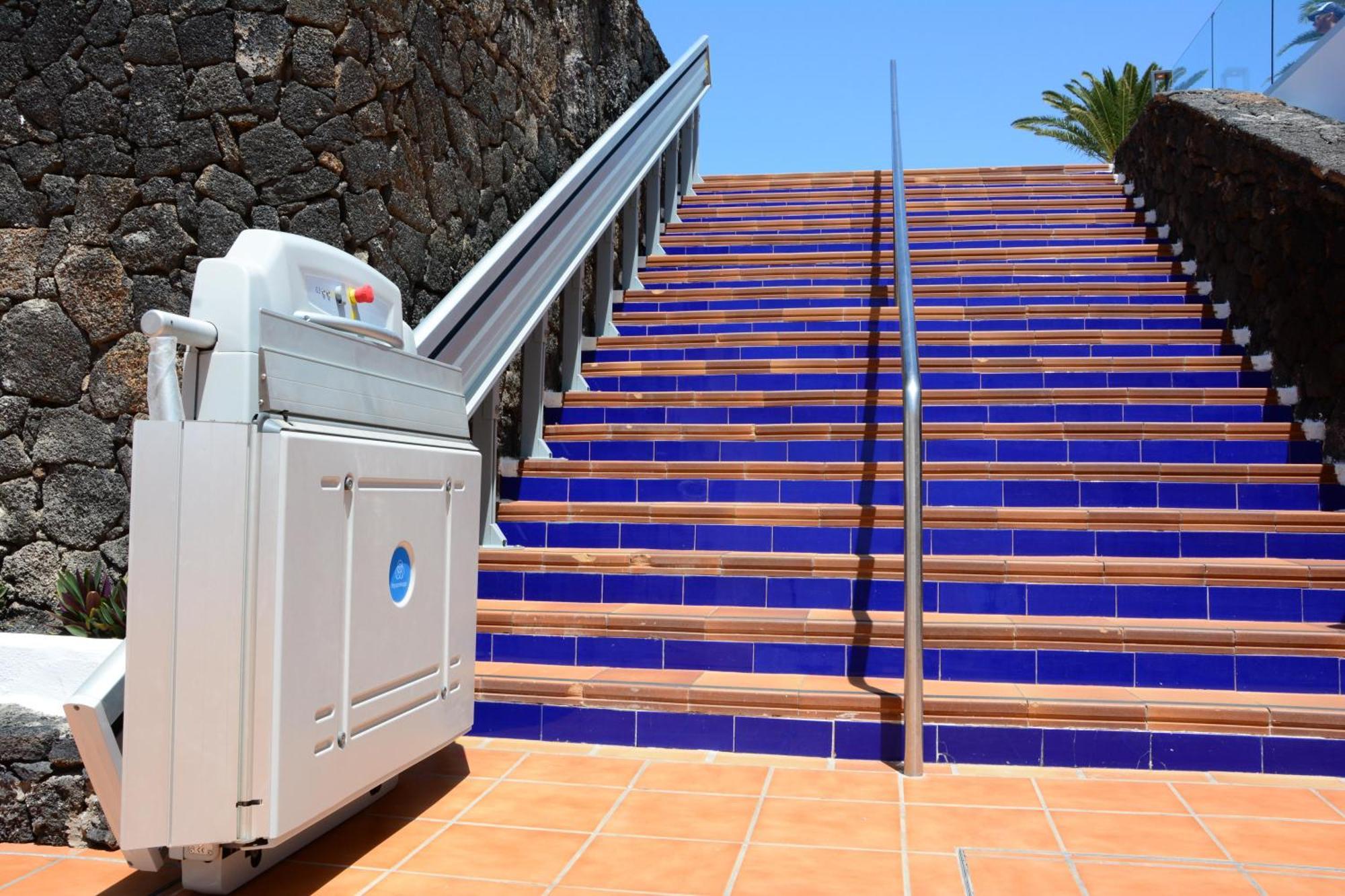 R2 Bahia Kontiki Aparthotel Puerto del Carmen  Exterior photo